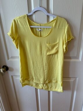 rag & bone Yellow Scoop Neck Pocket Tee Sz Small.  Box38